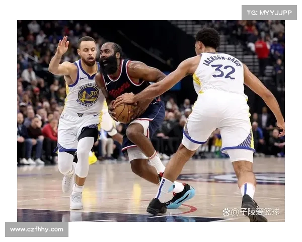 激情碰撞引爆全场 NBA精彩回顾赛季经典对决盘点