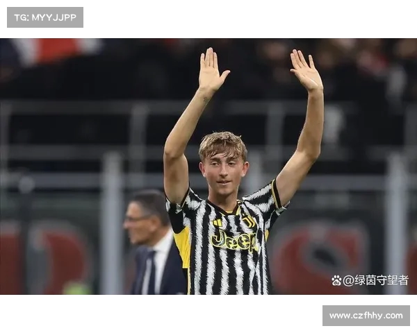 德媒称拜仁16岁后卫基亚拉新赛季表现出色将获更多出场机会 德媒称拜仁16岁后卫基亚拉新赛季表现出色将获更多出场机会