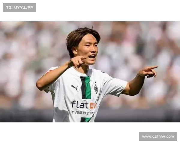 阿贾克斯官方宣布签下日本国脚板仓滉 转会费达1250万欧元